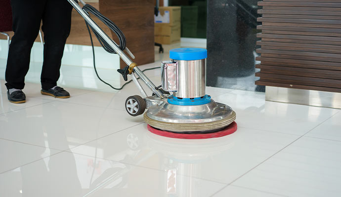 Commercial floor polishing and buffing service